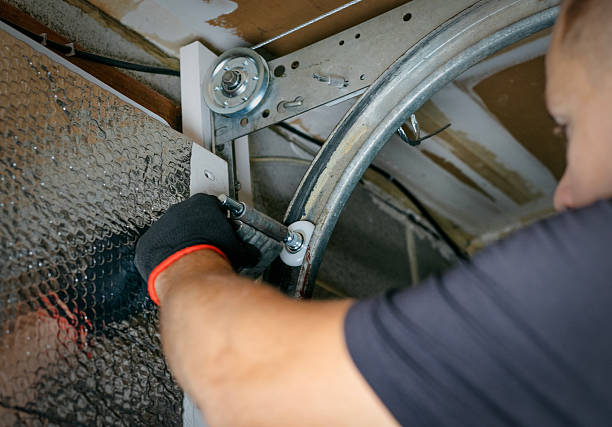 Affordable Garage Door solutions in Lamar, MO